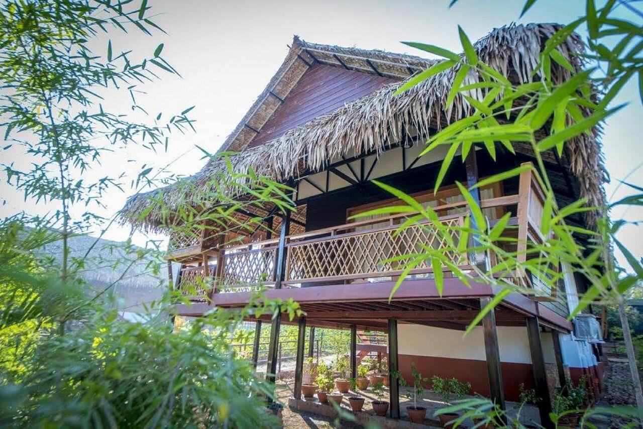 Hotel Queen Jamadevi Mawlamyine Exterior photo
